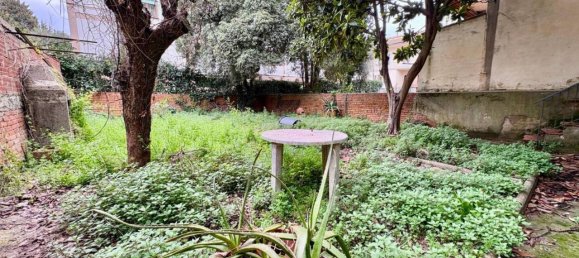 Apartamento de 4 habitaciónes en Sesto Fiorentino, Italy No. 40295 11