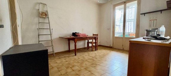 Apartamento de 4 habitaciónes en Sesto Fiorentino, Italy No. 40295 10