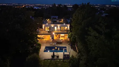 7-Zimmer Villa in Brunn am Gebirge, Austria, Nr. 258847