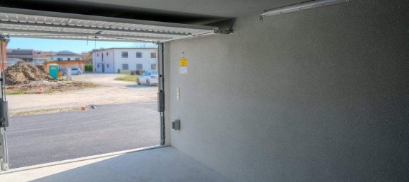 Garaje en Attnang-Puchheim, Austria No. 155606 6