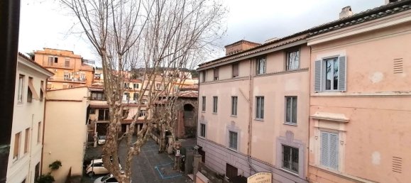 Квартира с 3 комнатами в Альбано Лациале, Италия № 88682 7