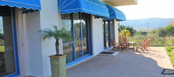 4 bedrooms Commercial property in Kalyvia Thorikou, Greece No. 7472 21