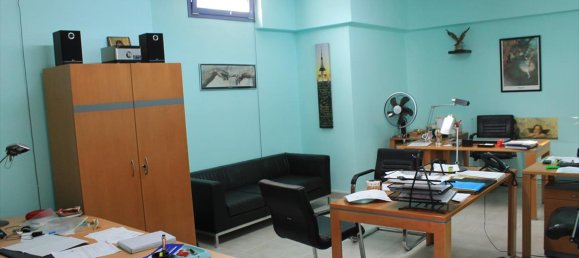 4 bedrooms Commercial property in Kalyvia Thorikou, Greece No. 7472 20