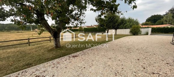 4 bedrooms House in Ain, France No. 343554 11