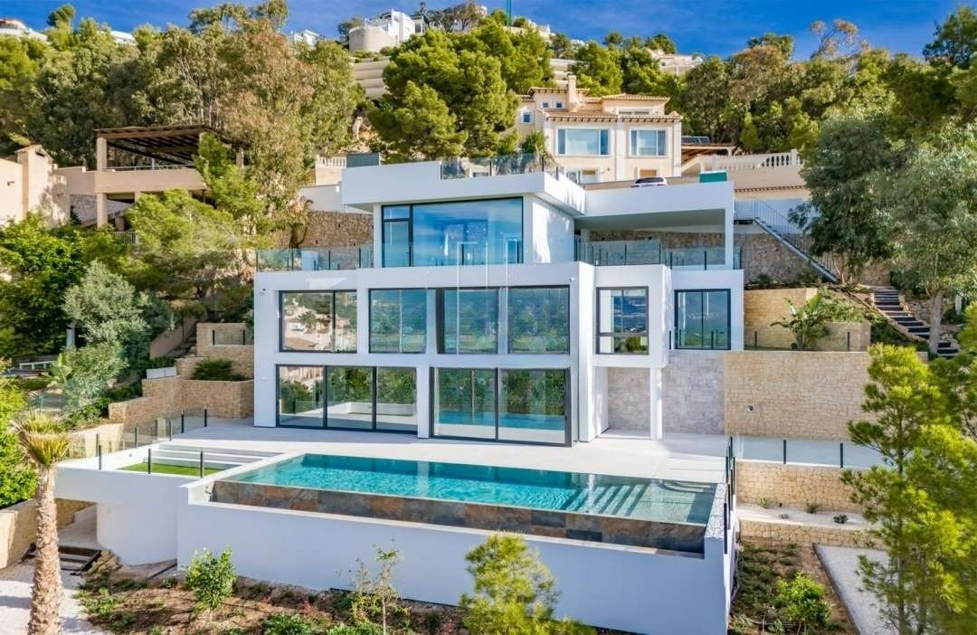 5 bedrooms House in Altea, Spain No. 285163