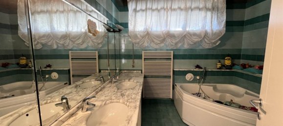 4 rooms Apartment in Rimini, Italy No. 98157 12