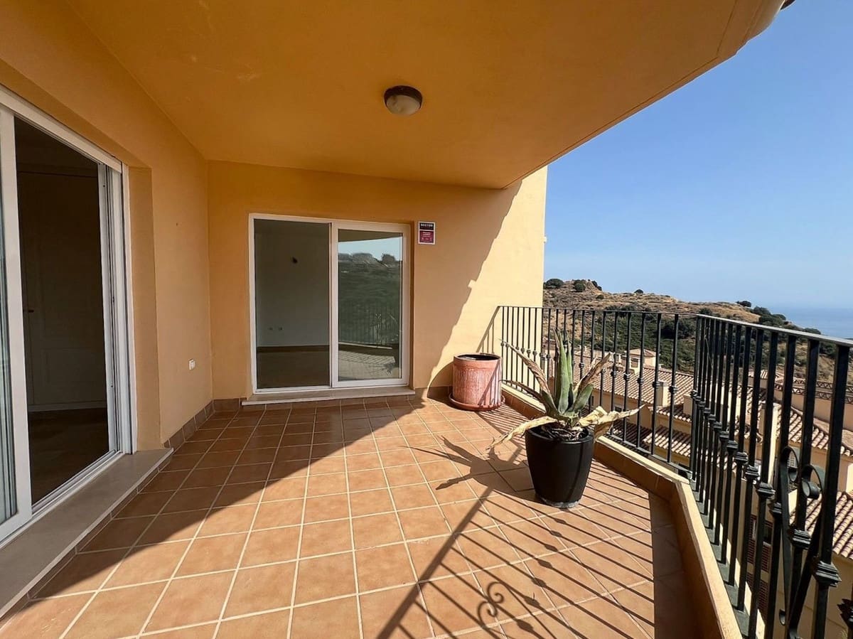 Квартира с 2 спальнями в Михас, Испания № 145283