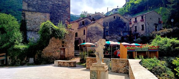 2 bedrooms House in Careggine, Italy No. 317130 18