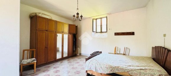 3 bedrooms House in San Martino Valle Caudina, Italy No. 365040 8