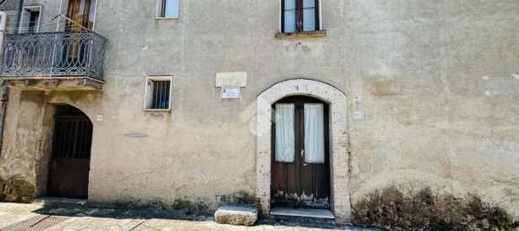 3 bedrooms House in San Martino Valle Caudina, Italy No. 365040 10