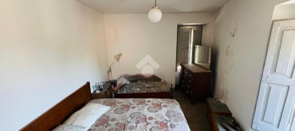 3 bedrooms House in San Martino Valle Caudina, Italy No. 365040 7