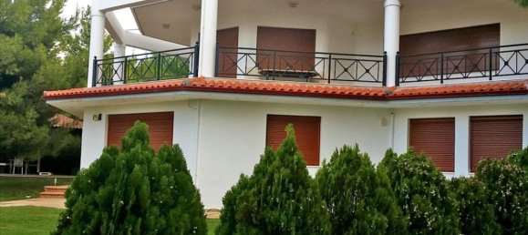 Вилла с 6 спальнями в Лутракион, Лутракион-Перахора-Айи-Теодори, Коринфия, Пелопоннес, Пелопоннес, Западная Греция и Ионические острова, Греция № 1235 9