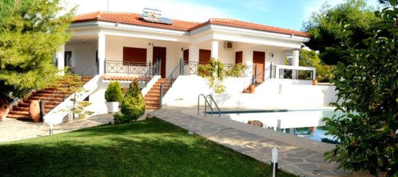 6 bedrooms Villa in Loutraki, Greece No. 1235 7