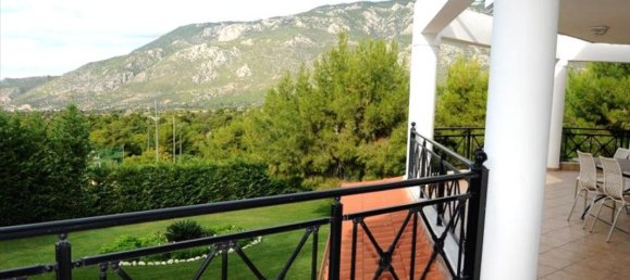 6 bedrooms Villa in Loutraki, Greece No. 1235 14