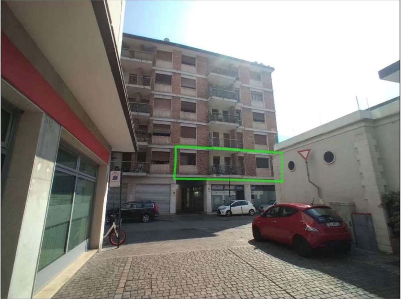 6 rooms Apartment in Venice, Italy No. 213504