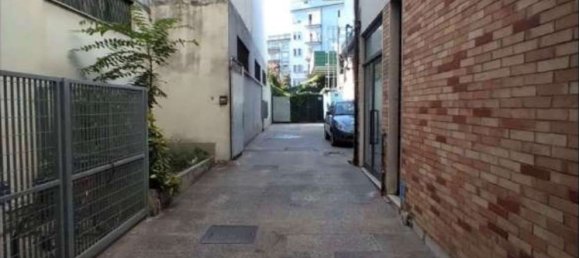 6 rooms Apartment in Venice, Italy No. 213504 4