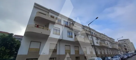 Дуплекс с 3 спальнями в Кошта да Капарика, Португалия № 30475 15