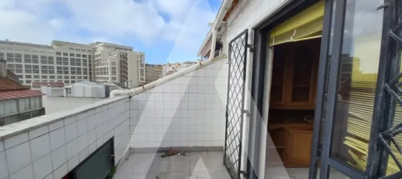 Дуплекс с 3 спальнями в Кошта да Капарика, Португалия № 30475 32