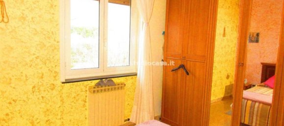 Apartamento de 3 divisões em Costa Volpino, Italy N.º 33652 33