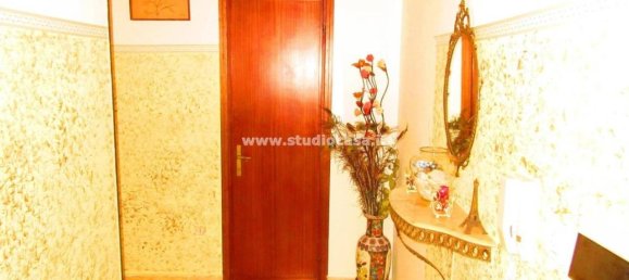 Apartamento de 3 divisões em Costa Volpino, Italy N.º 33652 21