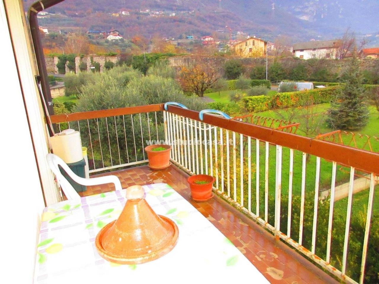 Apartamento de 3 divisões em Costa Volpino, Italy N.º 33652