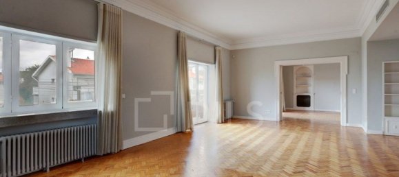 6 غرف نوم منزل في Lisbon, Portugal رقم 128989 12