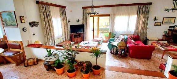 3 bedrooms Villa in Thessaloniki, Greece No. 2071 12