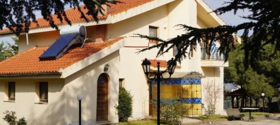 3 bedrooms Villa in Thessaloniki, Greece No. 2071 8