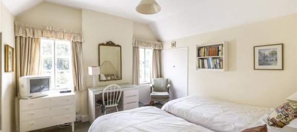 Дом с 4 спальнями в Эссендон, Великобритания № 6540 12