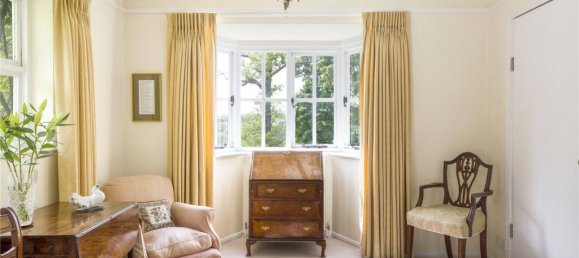 Дом с 4 спальнями в Эссендон, Великобритания № 6540 5