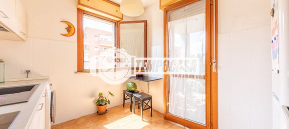 3 bedrooms Apartment in Rome, Italy No. 356449 5