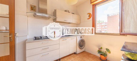 3 bedrooms Apartment in Rome, Italy No. 356449 6