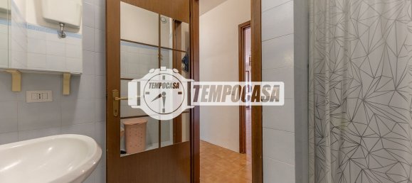 3 bedrooms Apartment in Rome, Italy No. 356449 17