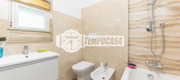 3 bedrooms Apartment in Rome, Italy No. 356449 24