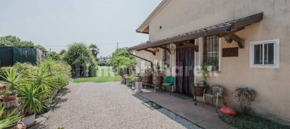 229m² Warehouse in Mira, Italy No. 293375 6