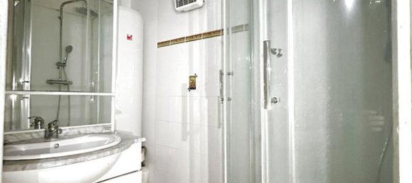 2 bedrooms Apartment in Melun, France No. 168563 5