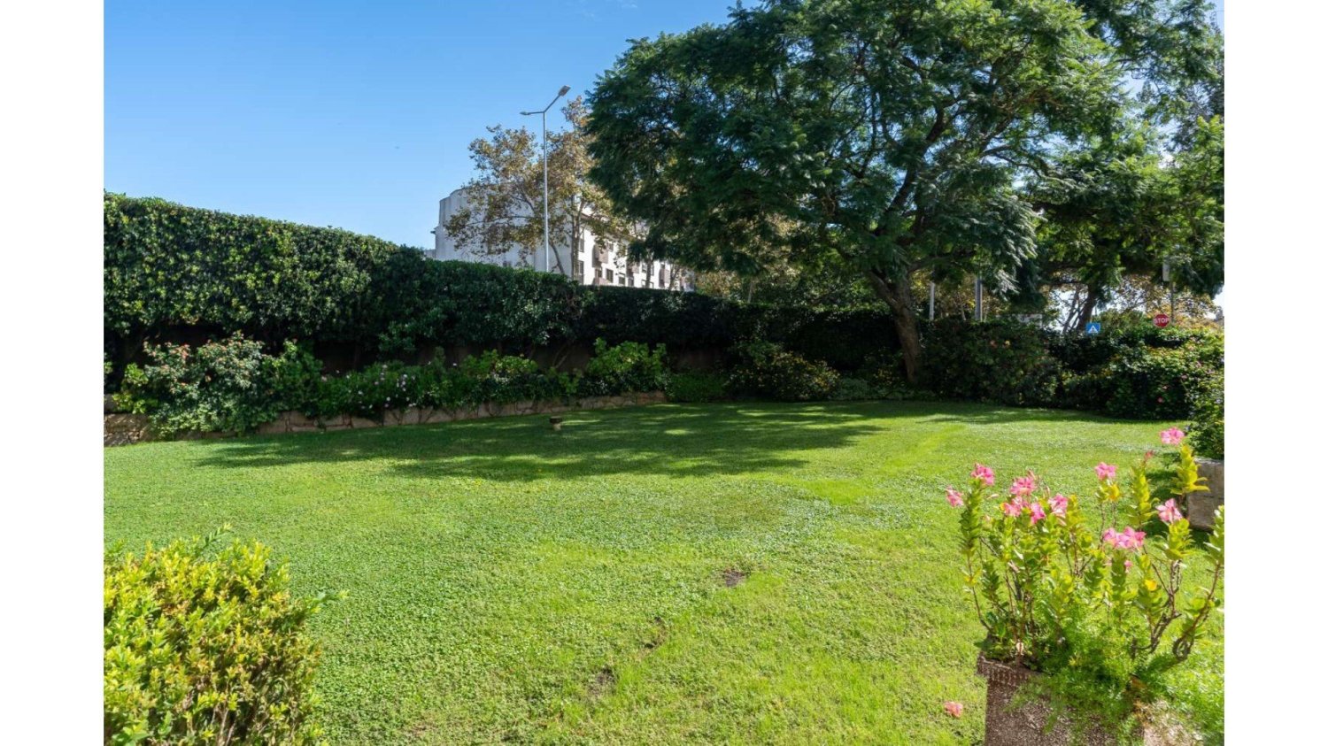 3 bedrooms Apartment in Cascais, Portugal No. 116047