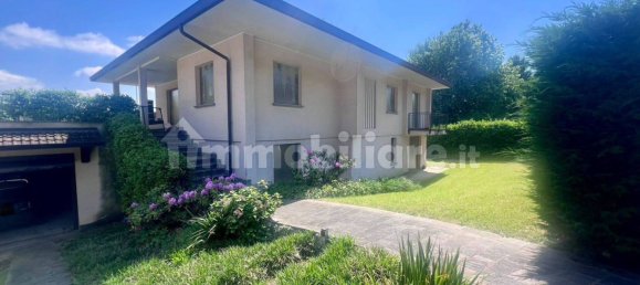 3 bedrooms Villa in Casatenovo, Italy No. 317763 7