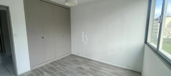 2 bedrooms Apartment in Limoges, France No. 100918 4