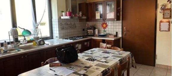 Casa de 6 habitaciónes en Gazzada Schianno, Italy No. 257463 24