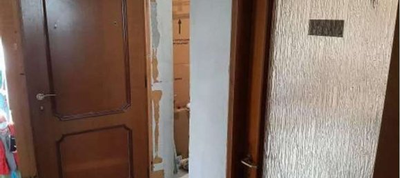 Casa de 6 habitaciónes en Gazzada Schianno, Italy No. 257463 7