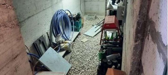 Casa de 6 habitaciónes en Gazzada Schianno, Italy No. 257463 20