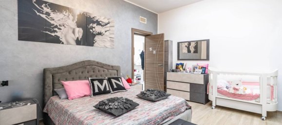 3 Schlafzimmer Wohnung in Paderno Dugnano, Italy, Nr. 318030 18