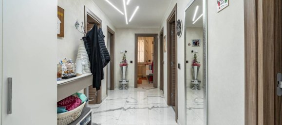 3 Schlafzimmer Wohnung in Paderno Dugnano, Italy, Nr. 318030 5