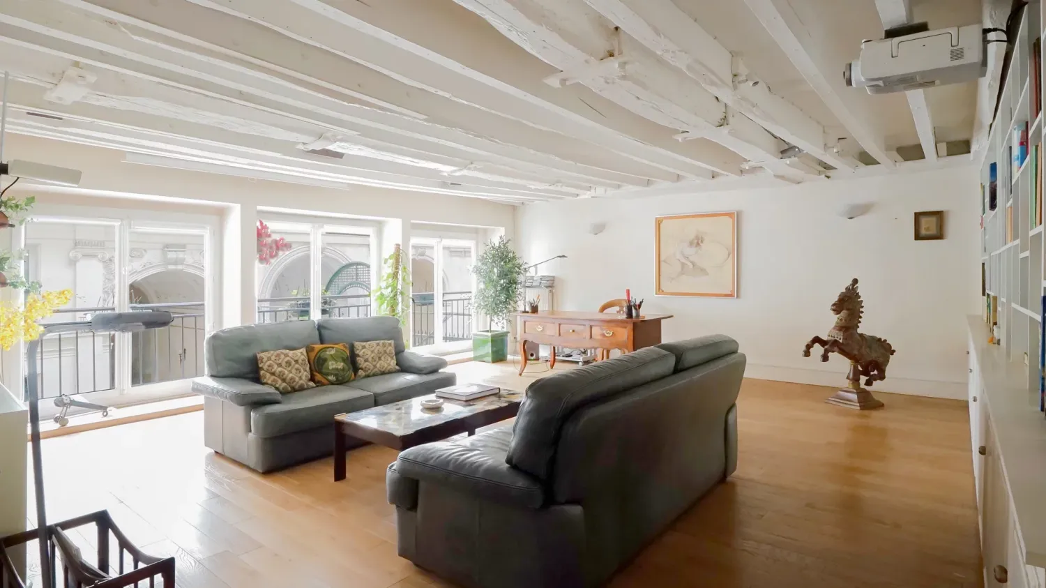 4 Schlafzimmer Wohnung in Paris, France, Nr. 166249