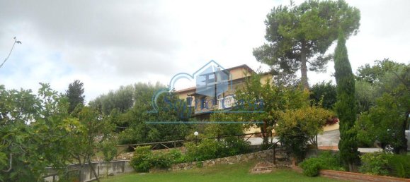 16غرفة فيلا في Castelnuovo Magra, Italy رقم 163346 4