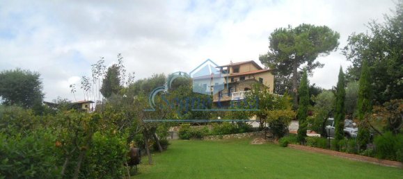 16غرفة فيلا في Castelnuovo Magra, Italy رقم 163346 3