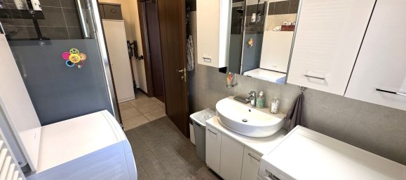 2 Schlafzimmer Wohnung in Saronno, Italy, Nr. 363526 16