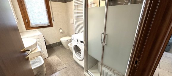 2 Schlafzimmer Wohnung in Saronno, Italy, Nr. 363526 14