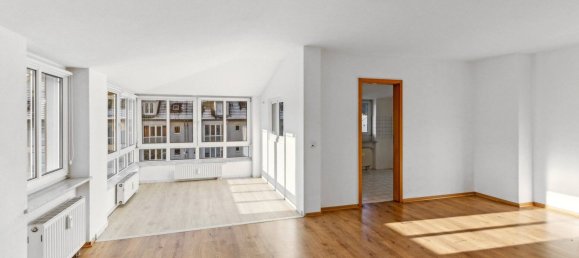 Квартира с 4 комнатами в Берлин, Германия № 107063 2